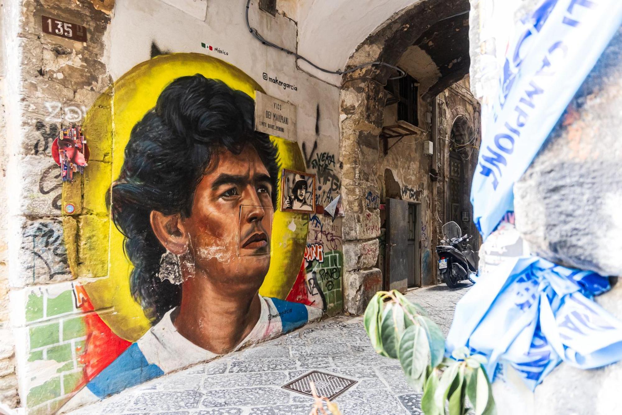 La Maschera Di Pulcinella Napoli Bagian luar foto
